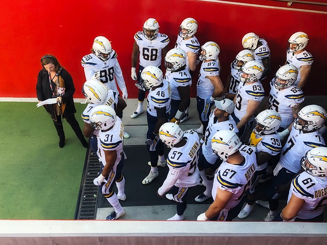 更是对其精 更是对其精